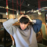 动漫男生红色冷漠头像图片