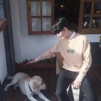 带忧郁气质的伤感好看图像头像男生霸气图片