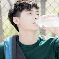 经典阳光帅气少年头像图片大全酷炫的头像男生图片