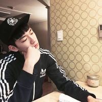 经典很暖的帅字好看的纹身图片头像男生头像大全集图片