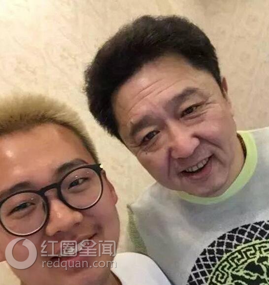 郭麒麟女友桃宝同台 郭麒麟减肥前后照片对比图片