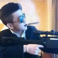 戴墨镜的帅气男生杀雕头像图片