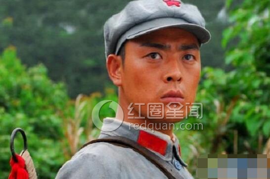 张桐怎么得的抑郁症 张桐老婆关思婷近照图片