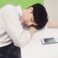 90后帅哥小清新白衣男生 帅气 头像 暖男图片