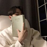 韩范帅气男生卡通头像穿西装图片
