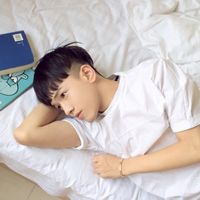 韩范帅气男生卡通头像穿西装图片