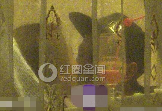 杨紫秦俊杰接吻曝光 秦俊杰喜欢杨紫吗图片