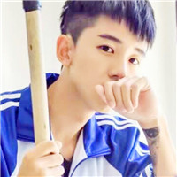 精选帅气韩系男生笑黑化头像图片