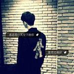 半身男生蓝衣服头像图片