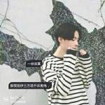 半身男生蓝衣服头像图片