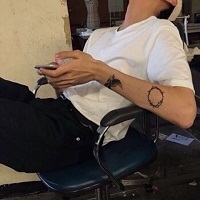 超拽的射手座男生动漫头像冷酷