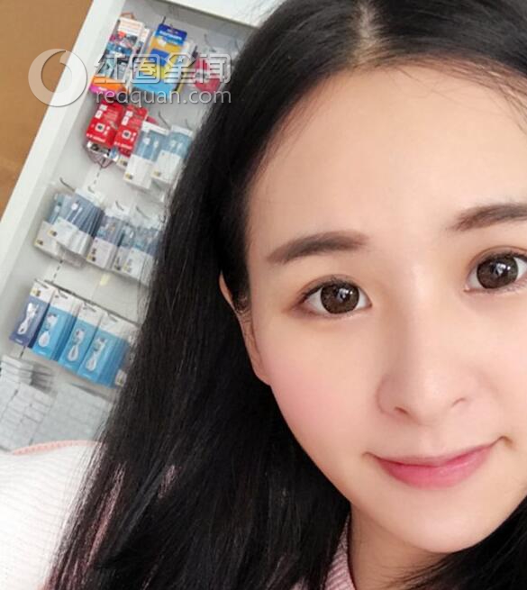 真真姐的第一男人是谁 快手真真姐跟谁睡过图片