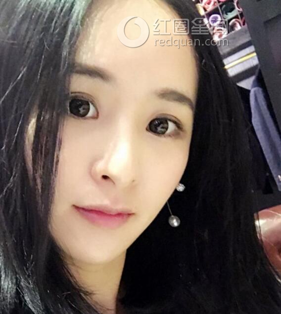 真真姐的第一男人是谁 快手真真姐跟谁睡过图片