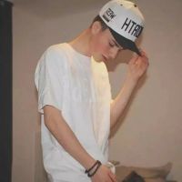 个性十足的欧美男生头像动漫二次元眼镜图片