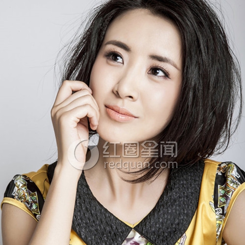 李悦溪的老公是谁 李悦溪露胸曝光图片