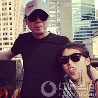 冯小刚和徐帆有孩子吗 冯小刚女儿是亲生的吗
