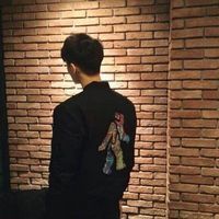 2017帅气的头像大全男生叼烟动漫图片