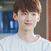夏至未至陆之昂头像帅气学生风黑白男生动漫头像耳机图片