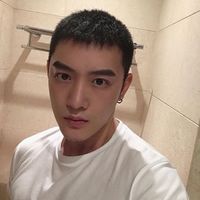 2017帅气有个性的头像背景名字签名一套男生图片
