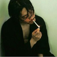 成熟沧桑的男生可爱黑暗头像图片图片