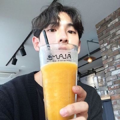 2018最新版最帅夜晚男生孤独伤感抑郁头像图片