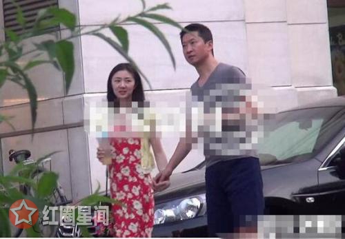 演员周杰的老婆到底是谁 周杰否认舌吻林心如
