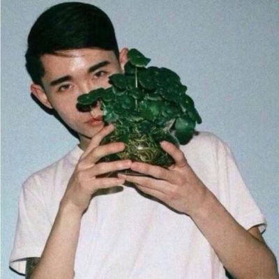 霸气超拽的男生伤感背影黑白头像图片