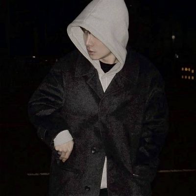 帅气成熟的头像男生的背影图片大全唯美图片图片