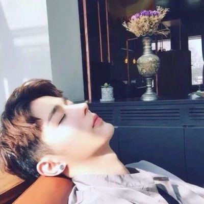 2017有意境伤感的男生头像霸气超拽图像图片