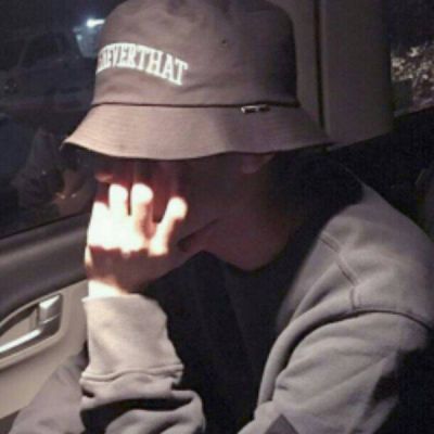 qq头像男生图片黑白图片