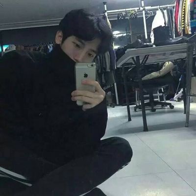 霸气的自残男生QQ头像图片