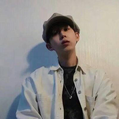 霸气的自残男生QQ头像图片