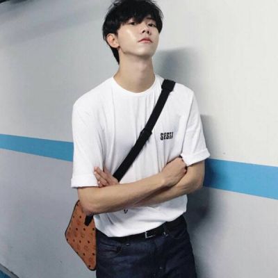 霸气成熟的带李子的头像男生图片