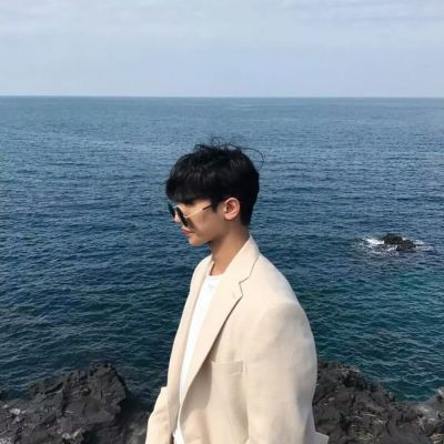 扣扣阳光帅气二次元有猫的头像男生图片