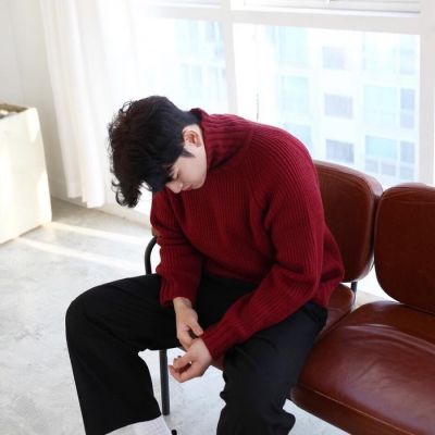 扣扣阳光帅气二次元有猫的头像男生图片