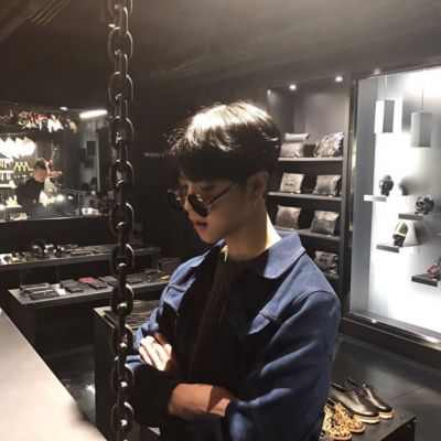 帅气头像人物唯美意境男生头像图片