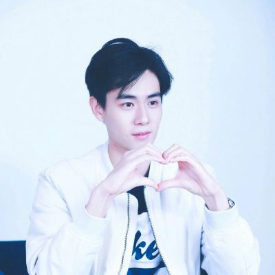 qq两个字的网名深奥高冷男生头像图片图片