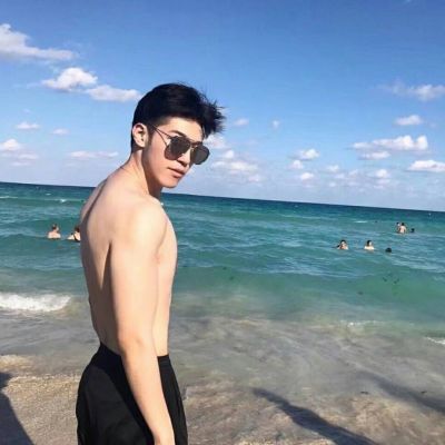 阳光成熟帅气男生真人头像温柔图片不露脸图片