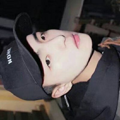 阳光成熟帅气男生真人头像温柔图片不露脸图片