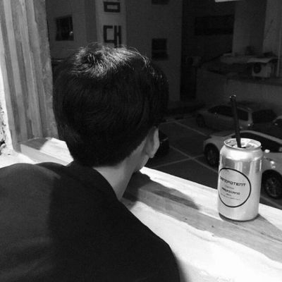 qq黑白背头像头像男生冷酷帅图片真人情侣图片