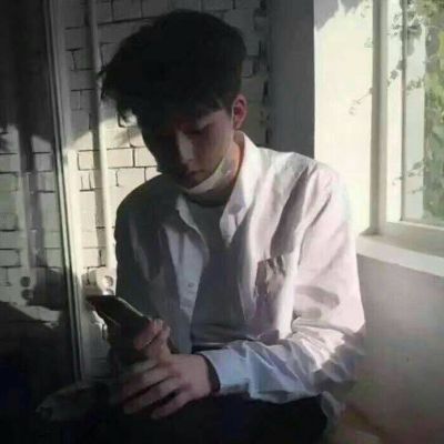 90后酷的纹身头像男生头像图片