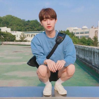 小清新帅气头像男生伤感抽烟动漫图片