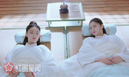 花开花谢花满天千寻倾城为什么换脸 千寻倾城换回本来面目了吗图片