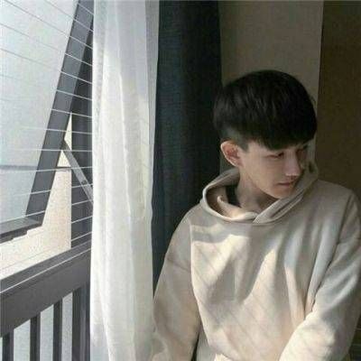 微信头像伤感男生点烟头像图片
