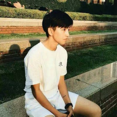 2018年非主流头像男生头像千千万这个男人占一半图片