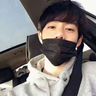 2018年非主流头像男生头像千千万这个男人占一半图片