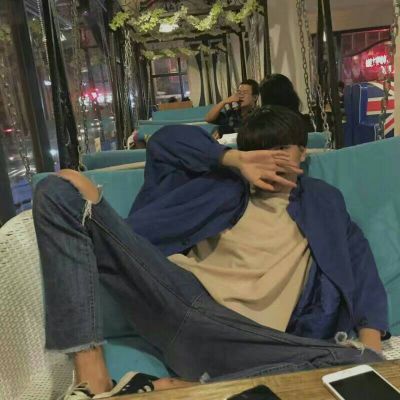 2018年非主流头像男生头像千千万这个男人占一半图片