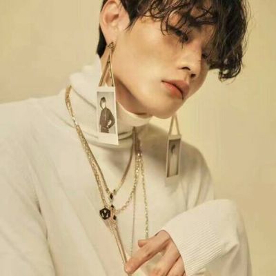 微信头像侧面男生头像素描简单图片