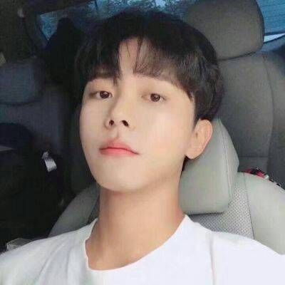 qq可爱头像微信男生好看头像 真人图片