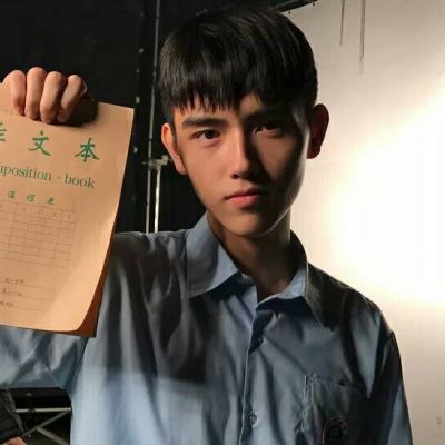 帅气超拽爱情动漫男生头像图片